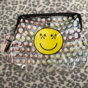 NWT pink Victoria’s Secret make up bag